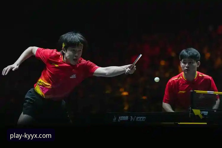 林诗栋稳vs王楚钦险vs梁靖崑拼：中国男乒3-0英格兰，三位主力打法谁更靠谱？